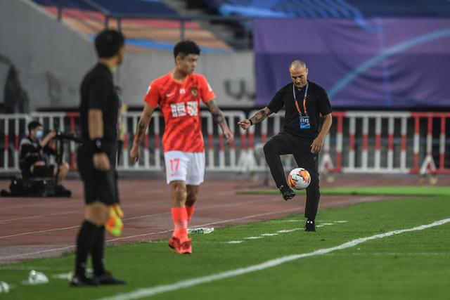 世界杯夺冠赔率:西英法争霸 南美双雄跌出三甲